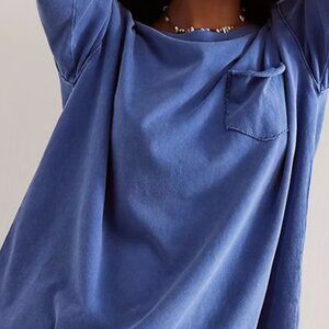 WE THE FREE PEOPLE FADE INTO YOU LIMOGES BLUE POCKET CREW TEE CROP NWOT L